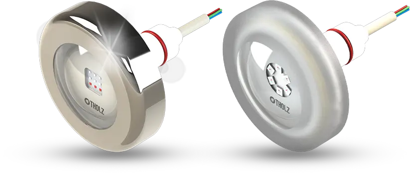 Luces para piscina Tholz con sistema de cuatro hilos (4-wire) para control estable y preciso de la iluminación.